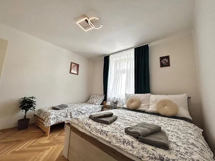 Apartamento Newapt Next To Wenceslas Square Praga República Checa