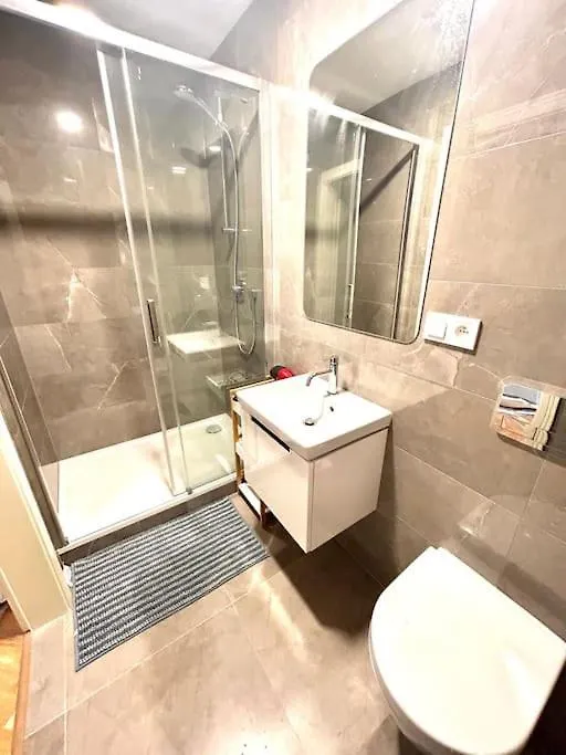 Newapt Next To Wenceslas Square Prague Apartment